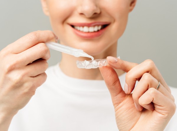 Clareamento Dental Funciona Mesmo ou É Só Ilusão? A Verdade Que Poucos Contam